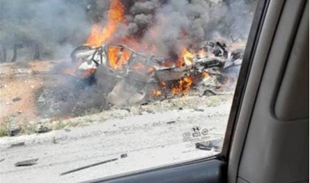إستهداف سيارة قرب الحدود السورية اللبنانية (صور)