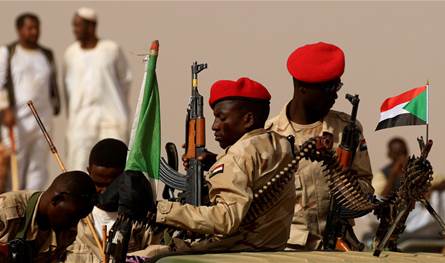 السودان.. أم درمان ترزح تحت القصف تزامنا مع المساعي الحثيثة لوقف النزاع السودان.. أم درمان ترزح تحت القصف تزامنا مع المساعي الحثيثة لوقف النزاع