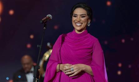 ليلة من العمر.. مي فاروق تُطرب جمهور القصيم بالفنّ الأصيل! ليلة من العمر.. مي فاروق تُطرب جمهور القصيم بالفنّ الأصيل!