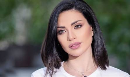 بعد قبلة عمرو دياب.. داليدا خليل ترقص برومنسية في أحضان فنان عراقي شهير والجمهور: شو سريعة (فيديو) بعد قبلة عمرو دياب.. داليدا خليل ترقص برومنسية في أحضان فنان عراقي شهير والجمهور: شو سريعة (فيديو)