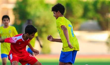 هذا الشبل من ذاك الأسد.. نجل رونالدو يسير على خُطى والده مع النصر (فيديو) هذا الشبل من ذاك الأسد.. نجل رونالدو يسير على خُطى والده مع النصر (فيديو)