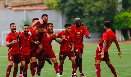 النجمة يتخطى الحكمة ويستعيد صدارة الدوري اللبناني لكرة القدم النجمة يتخطى الحكمة ويستعيد صدارة الدوري اللبناني لكرة القدم