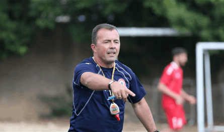 رادولوفيتش يعود لتدريب منتخب لبنان رادولوفيتش يعود لتدريب منتخب لبنان