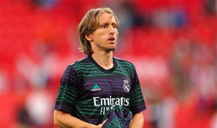 مودريتش يكشف عن مصيره مع النادي الملكي مودريتش يكشف عن مصيره مع النادي الملكي