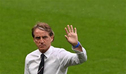 مانشيني يعلن قائمة منتخب السعودية لكأس آسيا مانشيني يعلن قائمة منتخب السعودية لكأس آسيا