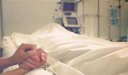 ما حدث له أشبه بالأفلام.. الفنانة اللبنانية الشهيرة تتحدث عن تفاصيل مؤلمة متعلّقة بوفاة والدها ما حدث له أشبه بالأفلام.. الفنانة اللبنانية الشهيرة تتحدث عن تفاصيل مؤلمة متعلّقة بوفاة والدها