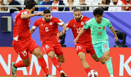 لبنان يُحقّق أوّل نقطة في كأس آسيا.. تعادل مع الصين ومباراته المقبلة مهمّة للتأهّل لبنان يُحقّق أوّل نقطة في كأس آسيا.. تعادل مع الصين ومباراته المقبلة مهمّة للتأهّل