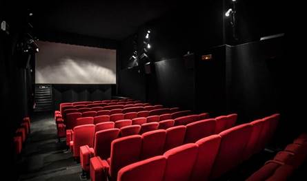 بقالي كتير مقدّمتش أفلام.. فنان شهير يعود الى السينما بعد غياب سنوات بقالي كتير مقدّمتش أفلام.. فنان شهير يعود الى السينما بعد غياب سنوات
