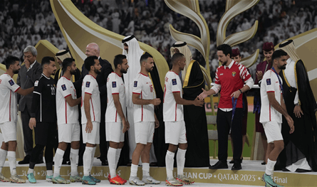 عاهل الأردن يهنئ قطر بعد الفوز بكأس آسيا.. ويوجه رسالة للنشامى عاهل الأردن يهنئ قطر بعد الفوز بكأس آسيا.. ويوجه رسالة للنشامى