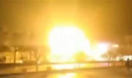 إسرائيل ترد مباشرة على الهجوم الإيراني.. دوي انفجارات في أصفهان وتعليق للطيران