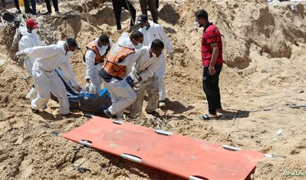 عن المقابر الجماعية في مستشفى ناصر بغزة.. ماذا كشفت صور الأقمار الاصطناعية؟ 