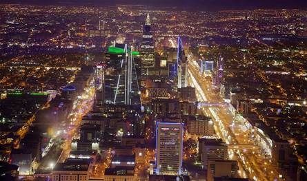 أكبر شركة لإدارة الأصول في العالم تخطط لإطلاق منصة استثمارية في السعودية
