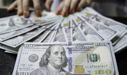 كم بلغ سعر الدولار في السوق السوداء صباح اليوم؟! 