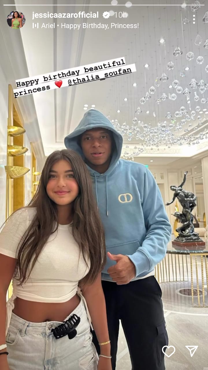 في خطوة لافتة... هكذا عايدت جيسيكا عازار إبنة زوجها محمد صوفان (صورة) dc34689d f3b8 4a8a 93a8 24eb8f0c400f 638364244085013738