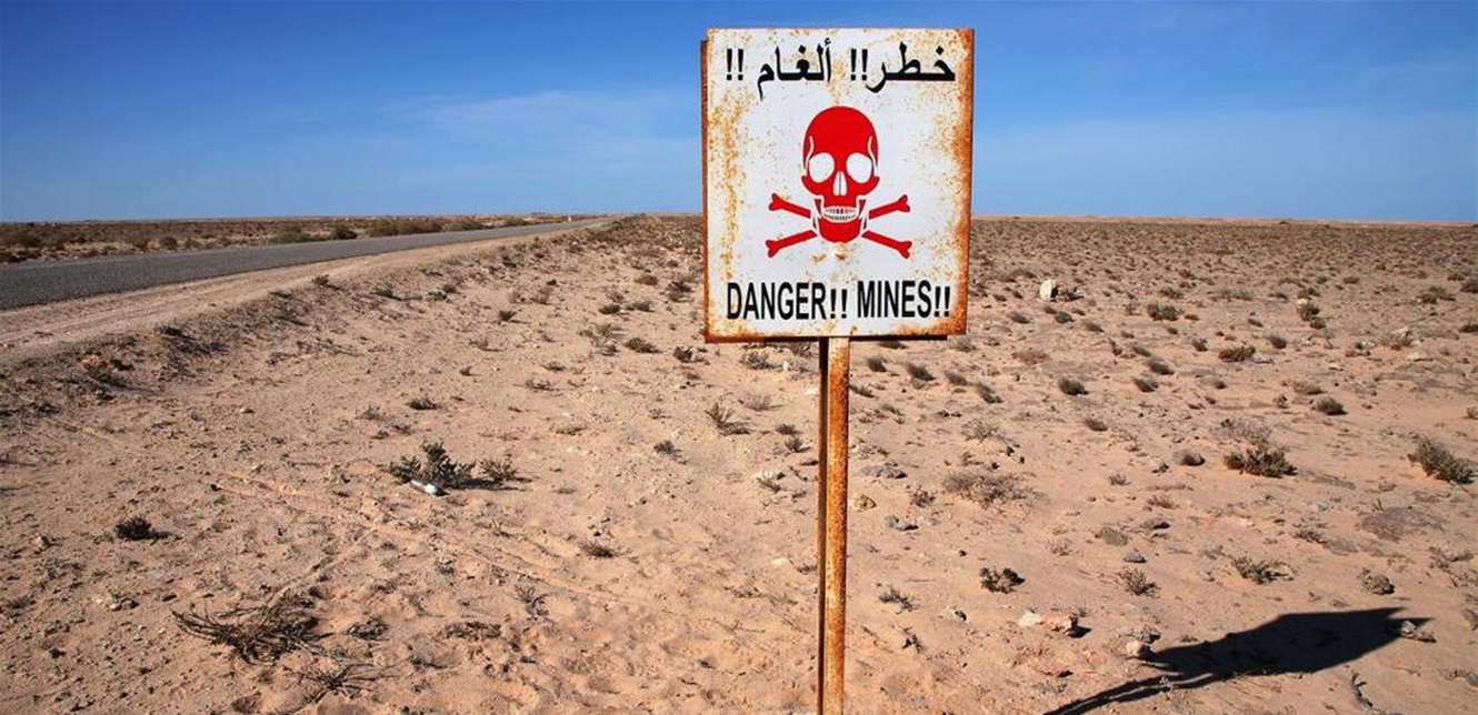 مساحات شاسعة من الألغام في دولةٍ عربية.. المتفجّرات بالآلاف و التطهير مستمر!