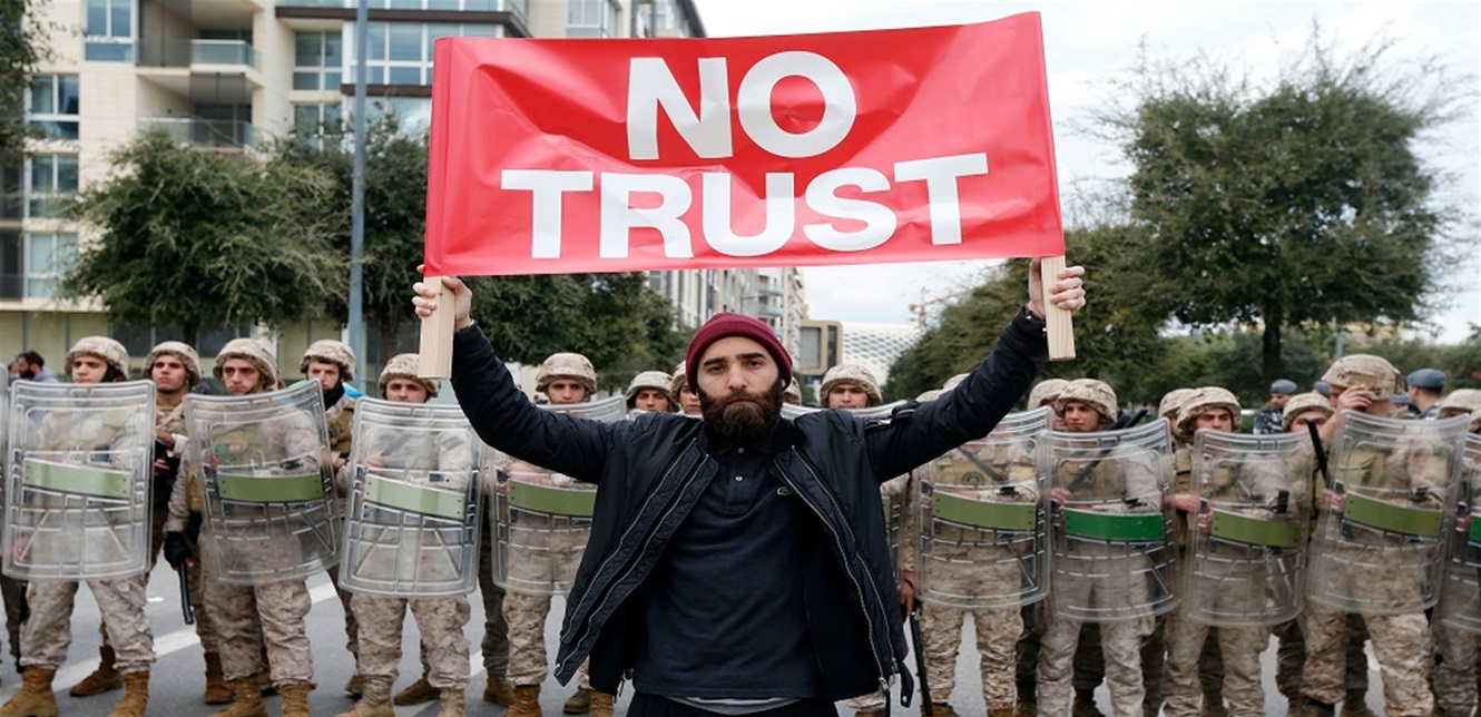 تقرير يكشف حل أزمة لبنان.. ماذا قال عن أموال الشعب؟