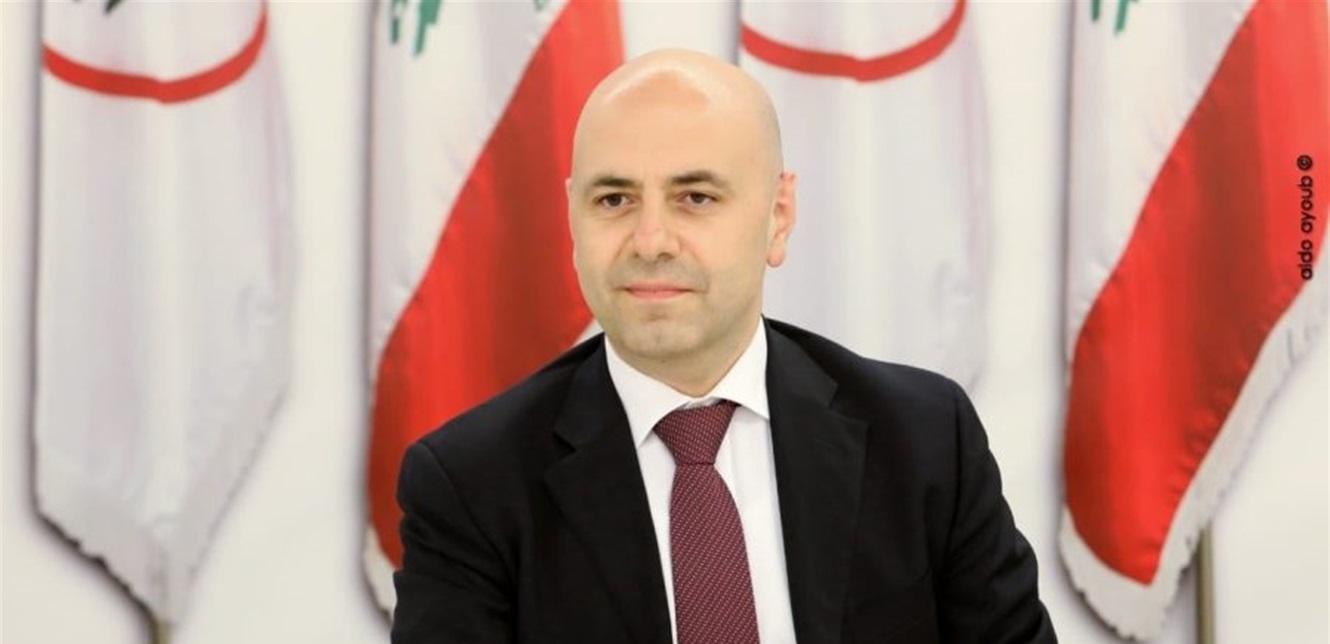 حاصباني: تريد قانوناً يحقق الانتظام المالي ويعيد الودائع بالفعل لا بالعنوان فقط