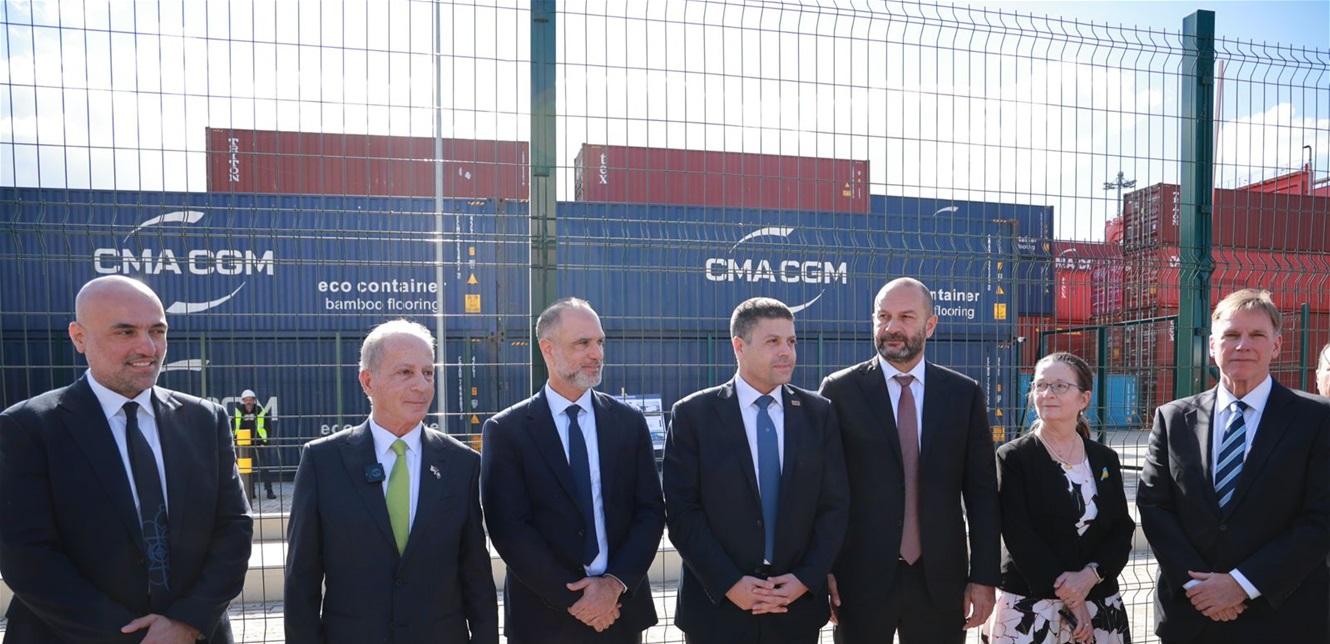 هدف غير معلن لزيارتي السفير الاميركي