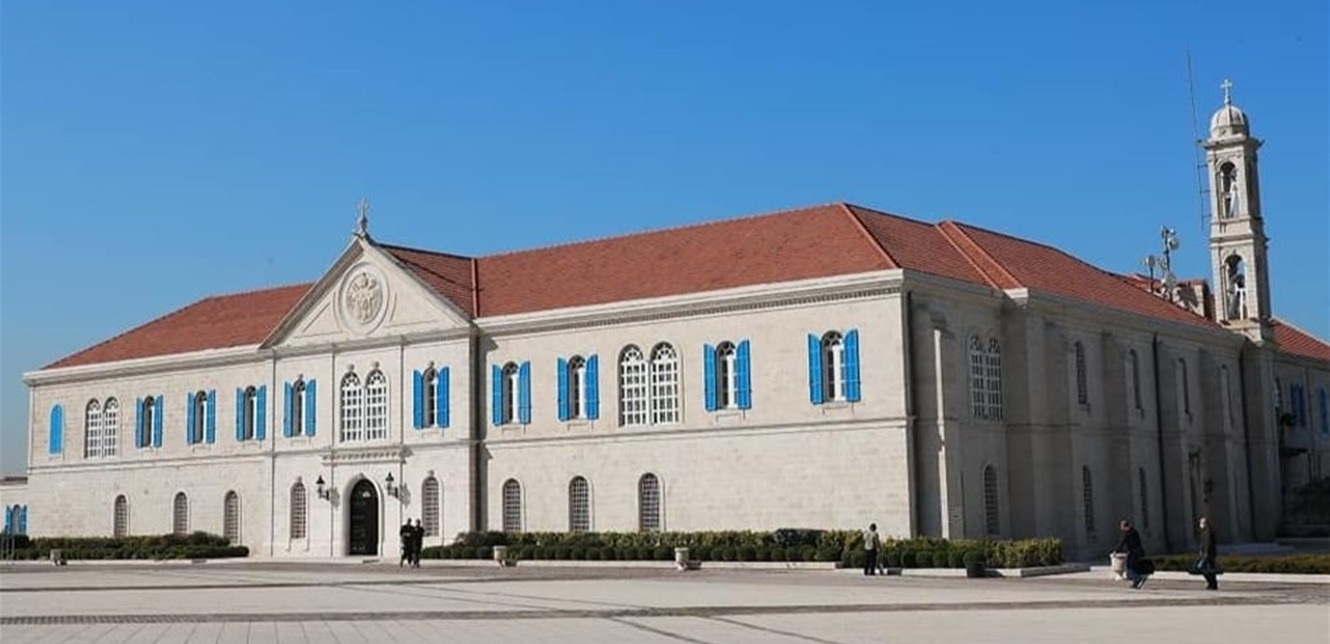 الراعي عرض مع زوار بكركي للتطورات محليا وإقليميا