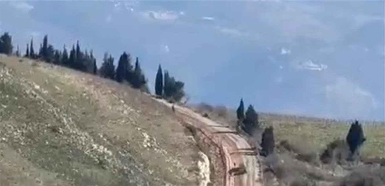 بالفيديو... العدوّ الإسرائيليّ يقوم بصيانة السياج في موقع المرج