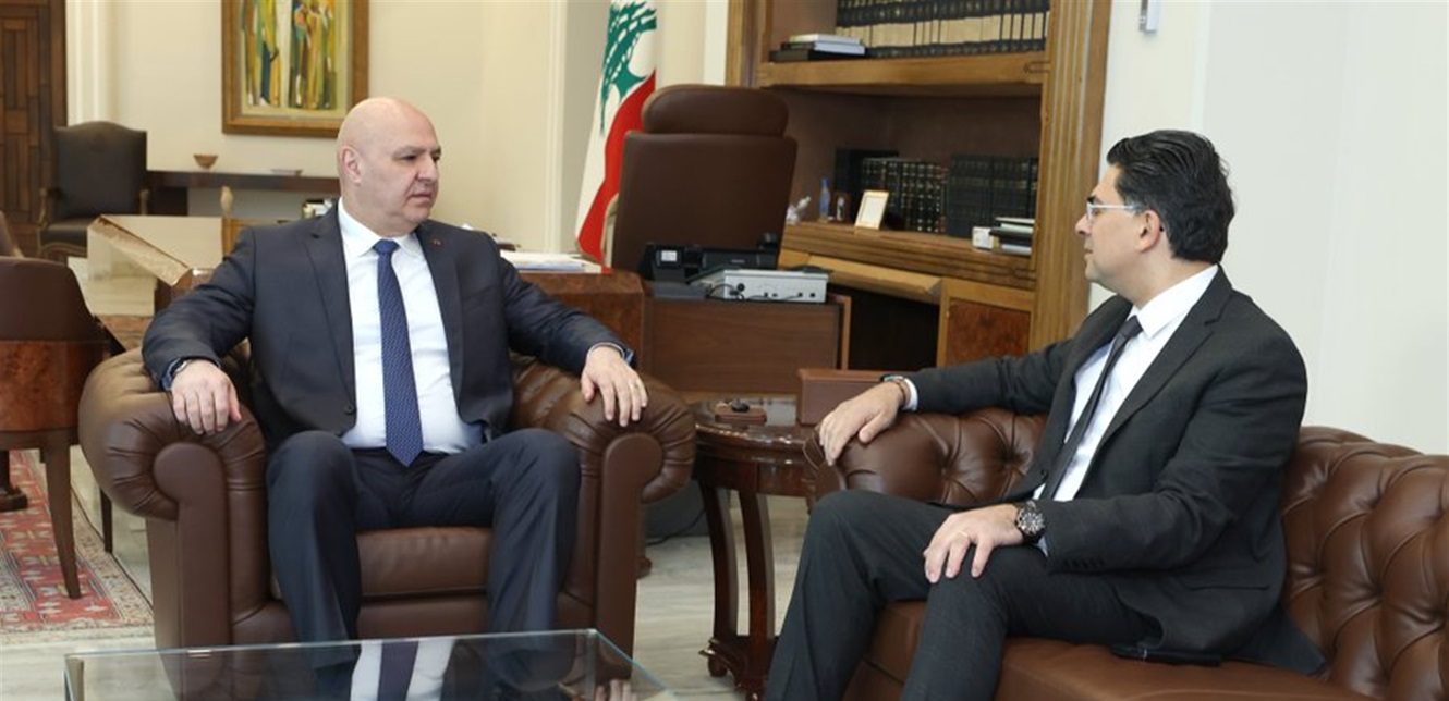 الرئيس عون اطّلع على نتائج زيارة وزير الإعلام إلى الأردن
