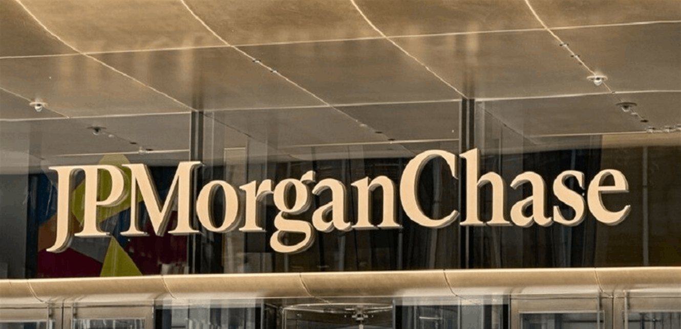 دعوى بـ5 مليارات دولار.. ترامب يقاضي جي بي مورغان ويتهمه بـدوافع سياسية