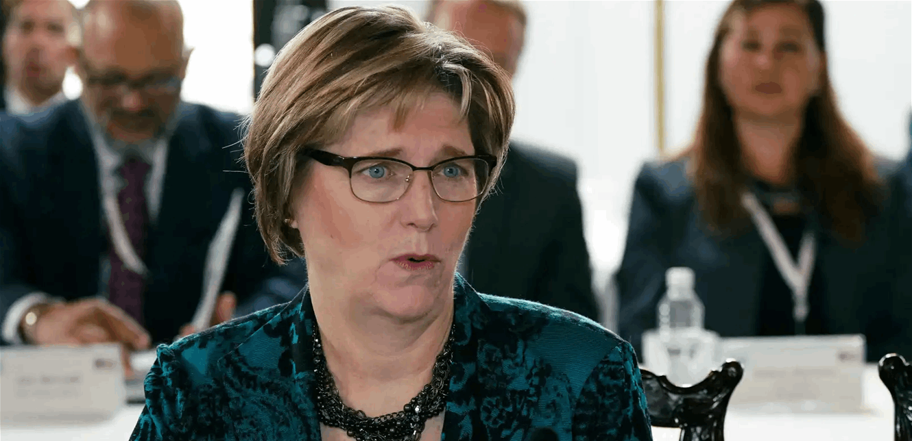 واشنطن تعود إلى كراكاس.. تعيين قائمة جديدة بأعمال سفارتها فمن هي؟