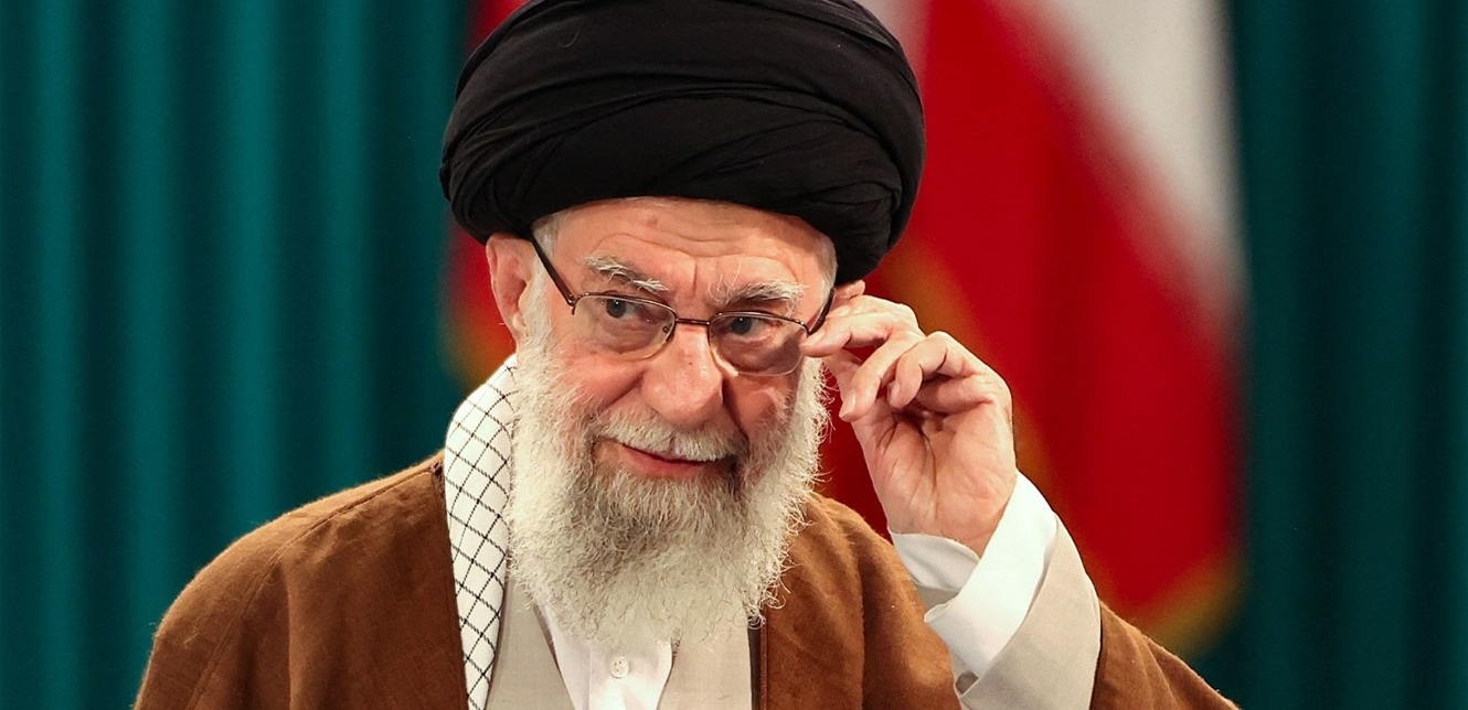 ماذا كشف غوغل عن خامنئي؟ شخصية إيرانية تسبقهُ في الشعبية
