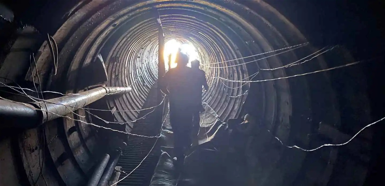 الجيش الإسرائيلي يدمّر نفقًا هجوميًا لحماس بطول كيلومتر شرقي غزة