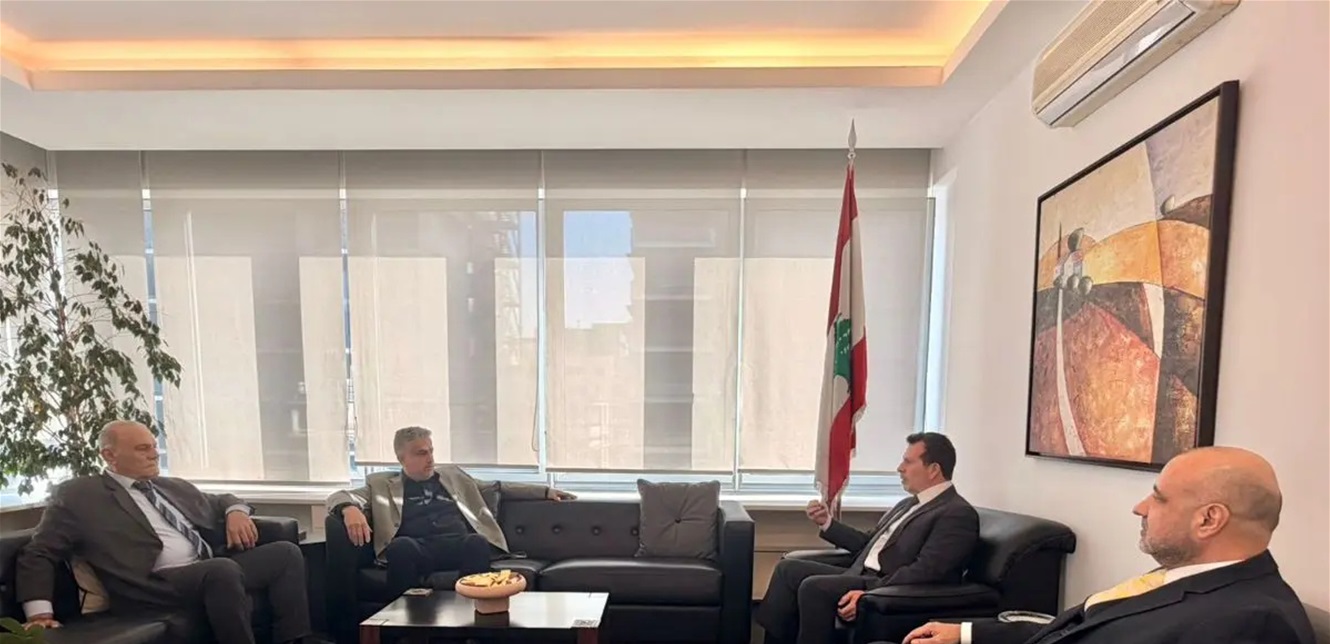 شحادة التقي وفد جمعيات المودعين لبحث ملاحظات قانون الفجوة المالية