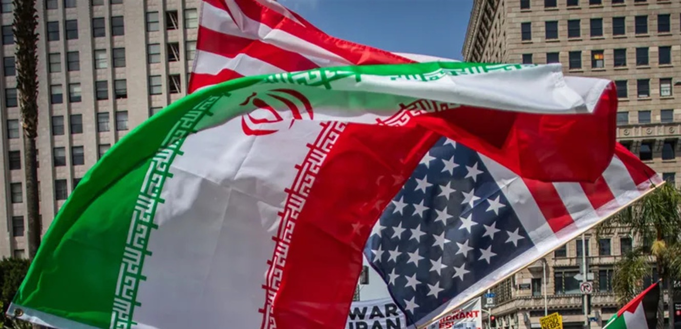 كيف تصاعدت الأزمة بين ايران وواشنطن؟ تقرير يكشف التفاصيل