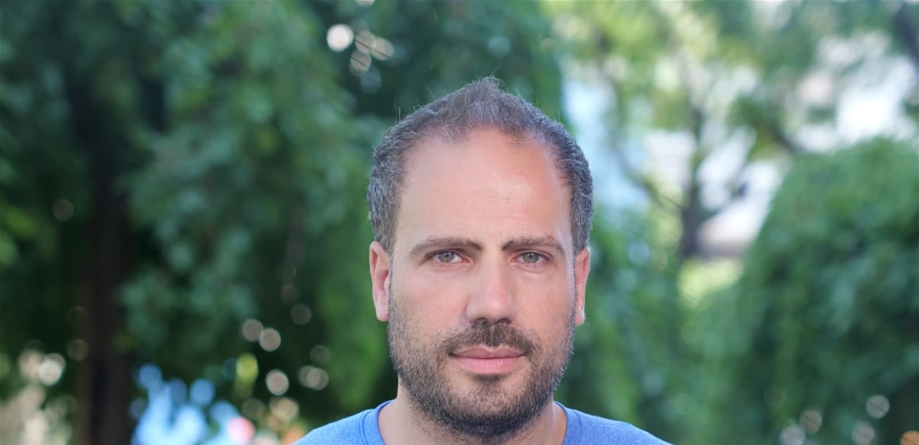 علاء سرحال: الصحافي الحقيقي يتمسّك بالمهنية