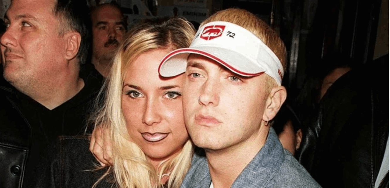 من الشاشة إلى المحكمة.. قصص نجوم واجهوا اتهامات  بالاعتداء على شريكات حياتهم