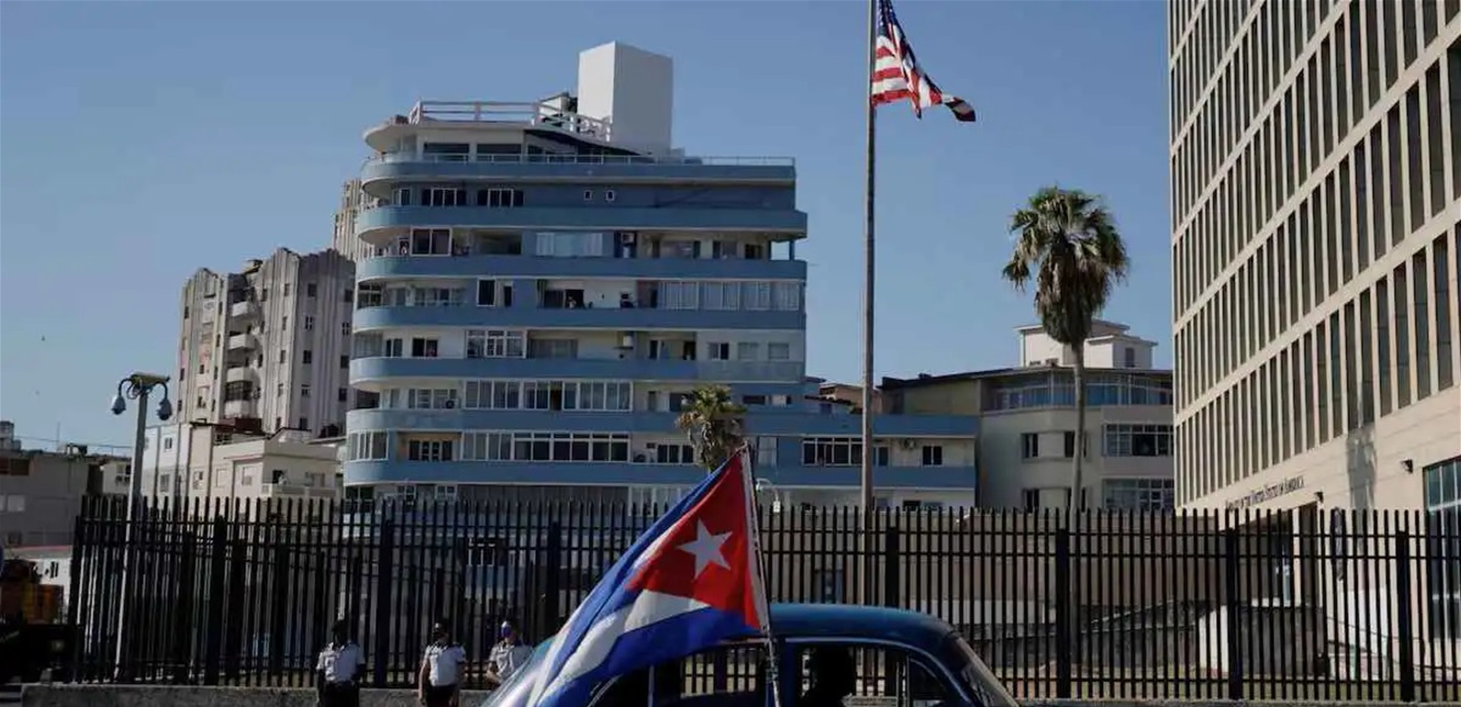 من التجويع إلى الانقلاب.. خارطة ترامب الجديدة لتفكيك النظام في كوبا