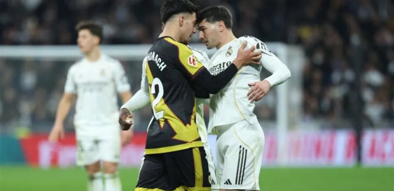 مشادة بين دياز وأخوماش تشعل مواقع التواصل في المغرب