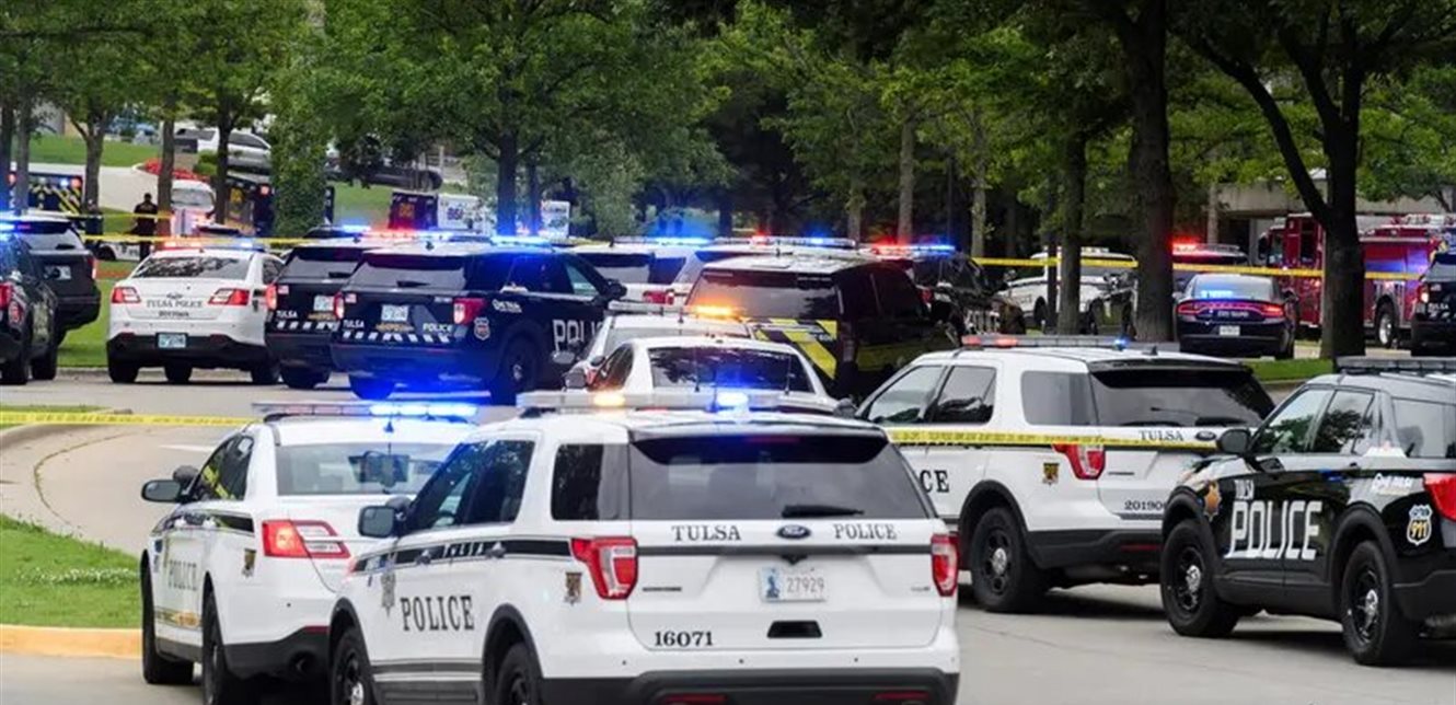 مقتل شرطي وإصابة آخر بإطلاق نار خارج فندق جورجيا