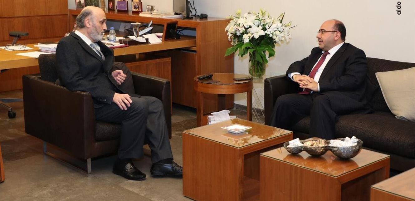 جعجع عرض التطورات مع سفير الأردن  