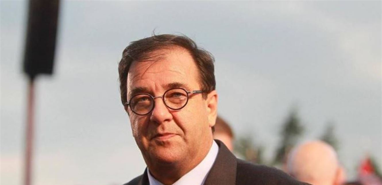 "الأم الحنون" لم تترك لبنان.. انفتاح على حزب الله ولقاءات وحوارات