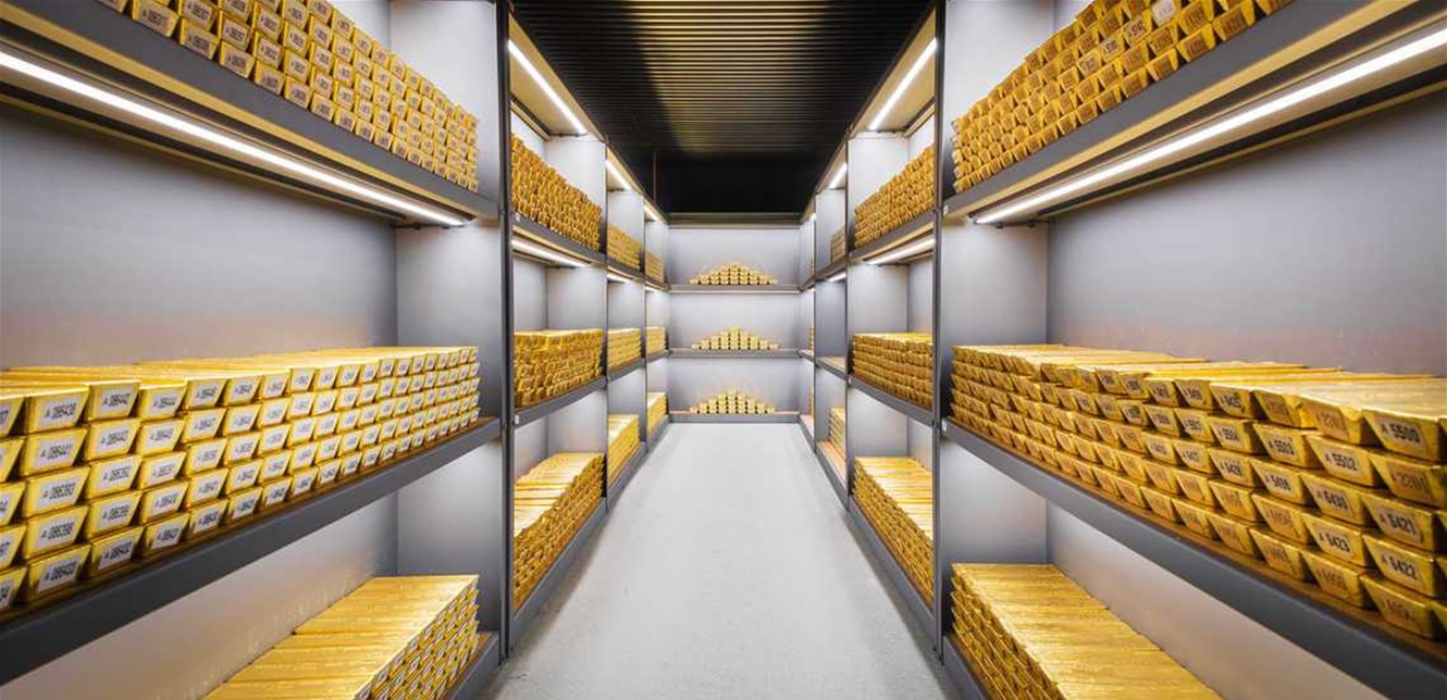 اللبنانيون يبيعون الذهب.. وخبير يقدّم نصيحتين 