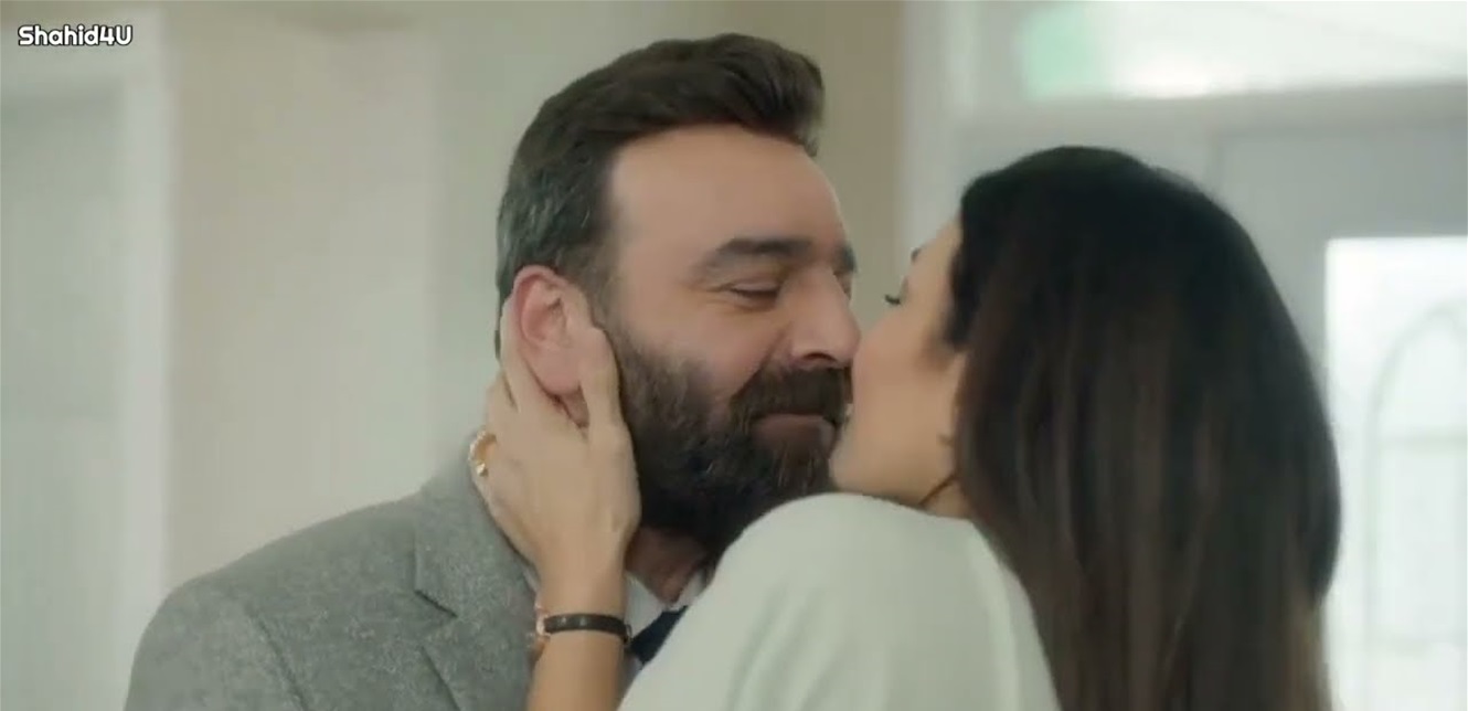 ظهرا بمشهد حميم وقبلة جريئة.. نجم سوري وممثلة لبنانية يُثيران الجدل مُجدداً والجمهور غاضب! (صور) – بوابة مشاهير