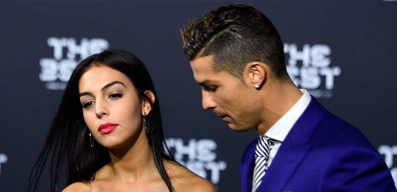 بعدما اشترى أغلى قصر في البرتغال.. رونالدو طرد حبيبته جورجينا رودريغز وانفصل عنها!؟ – بوابة مشاهير