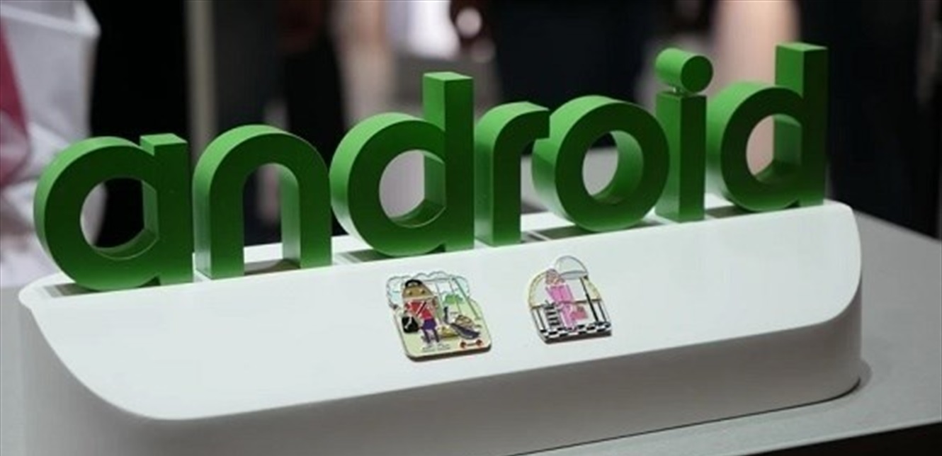 Android allows bluetooth and wifi to work in flight mode