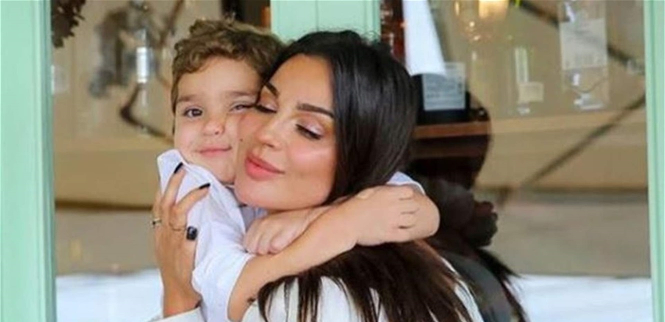 بسبب ظروف عملها... نادين نجيم تُوجّه رسالة لولديها