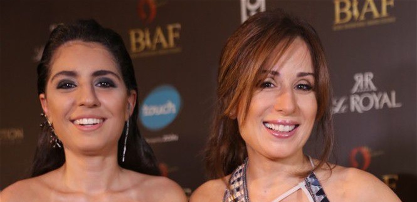 بالصورة... كارين رزق الله تصف إبنتها ناديا بـالعدوّ فما السبب؟