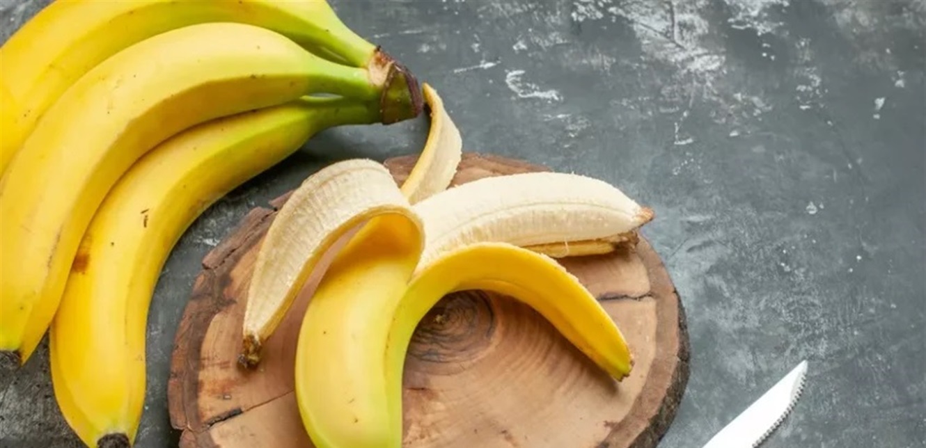 كيف يؤثر توقيت تناول الموز على الأداء الرياضي؟