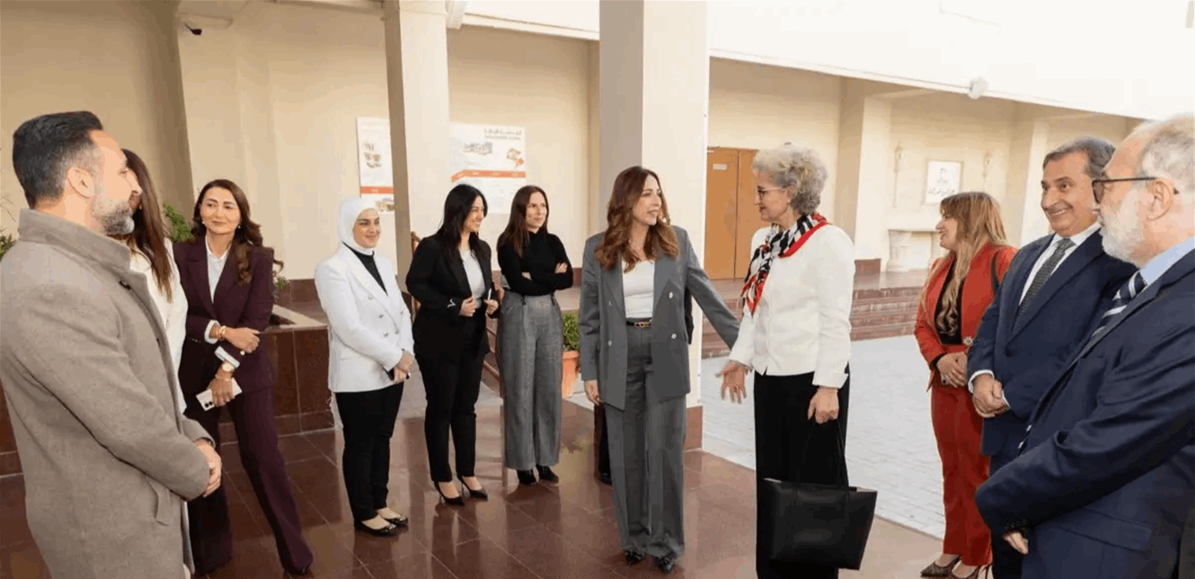 وزيرة التربية زارت المدرسة اللبنانية في قطر