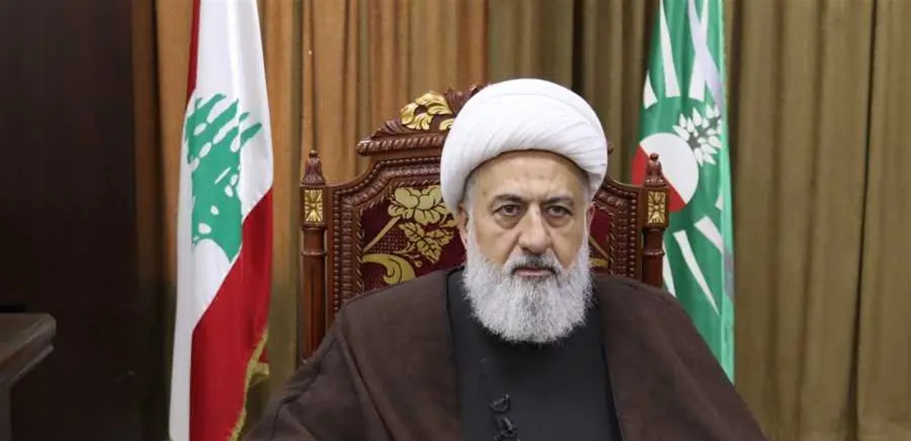 نائب رئيس المجلس الإسلامي الشيعي الأعلى يعزي المرجع السيستاني بوفاة شقيقه