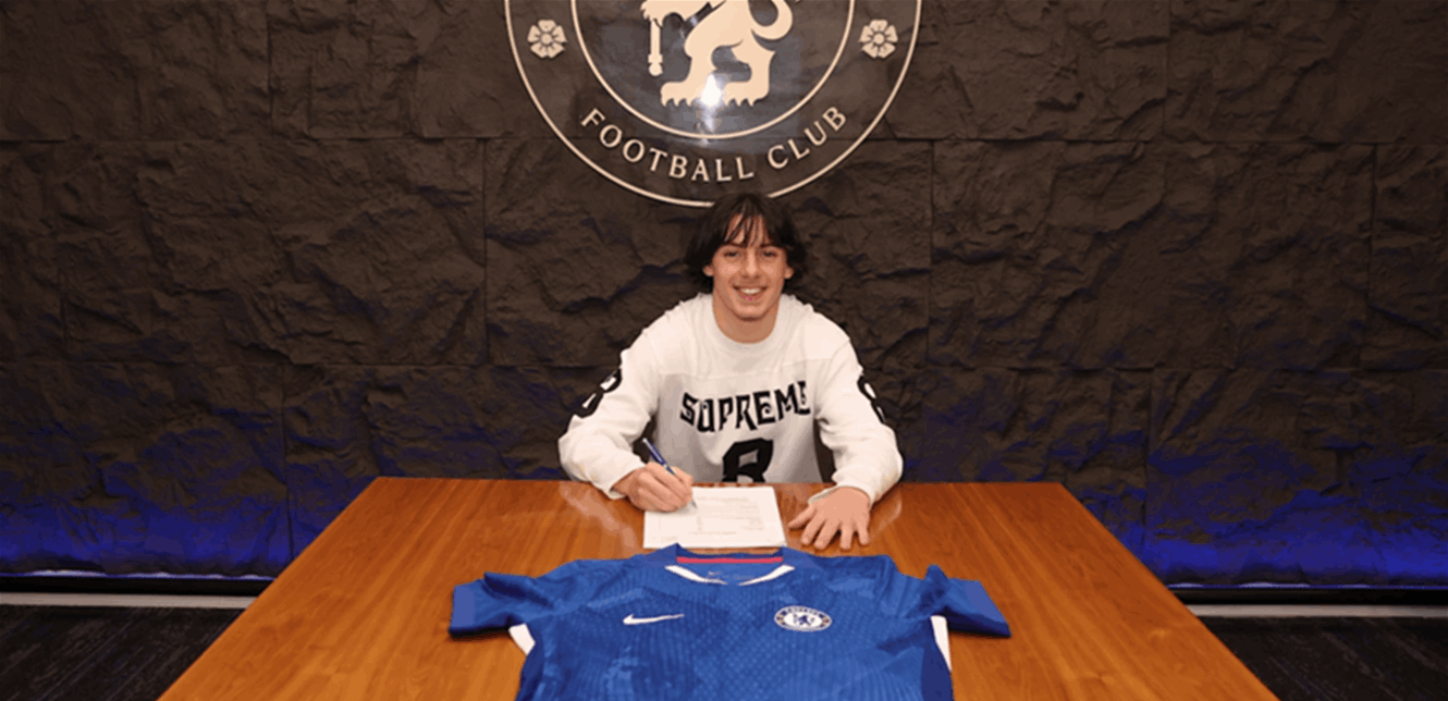 من هو ميسي المغرب الذي وقع لتشيلسي؟