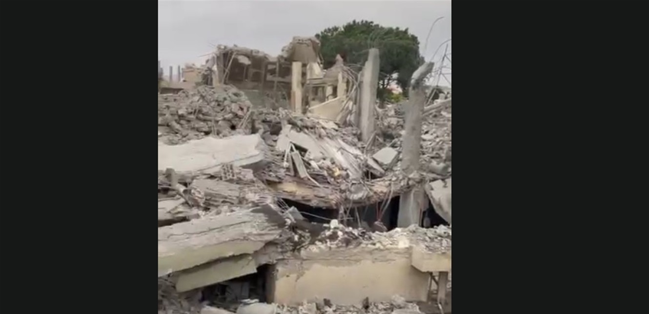 منازل سويت بالأرض.. هكذا بدا المشهد في بلدة أنصار عقب الغارات الاسرائيلية