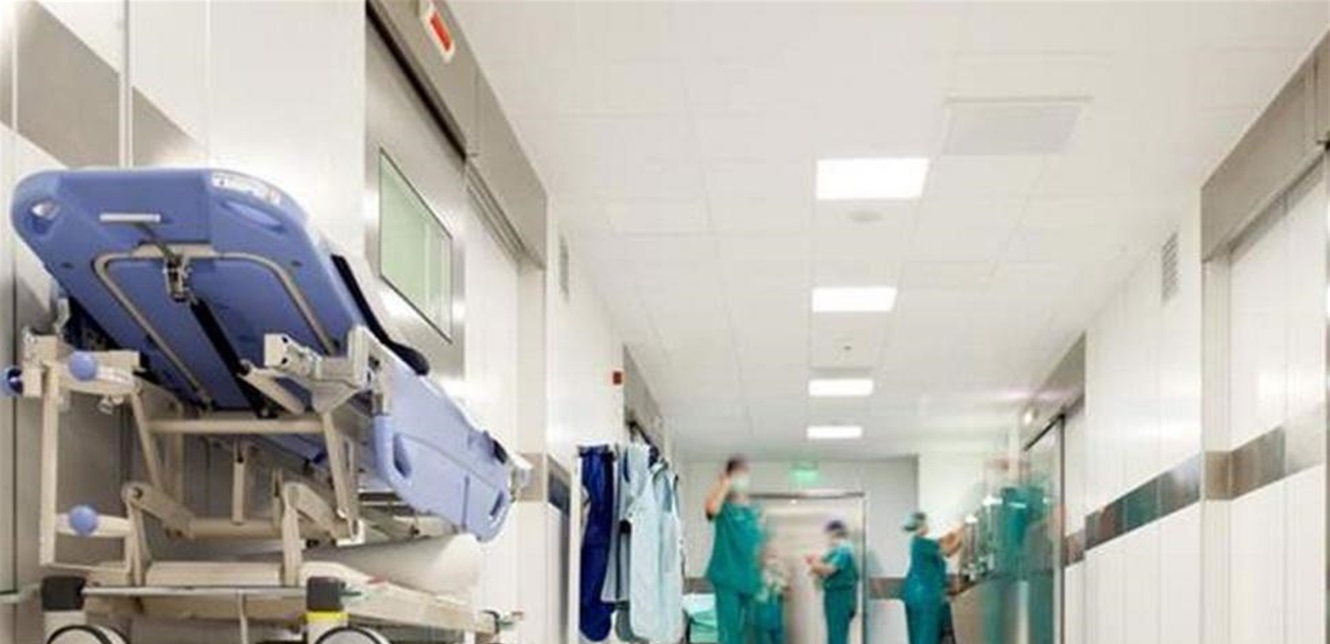 في بلد عربي.. إغلاق مطعم بعد إصابة 22 شخصاً بالتسمم 